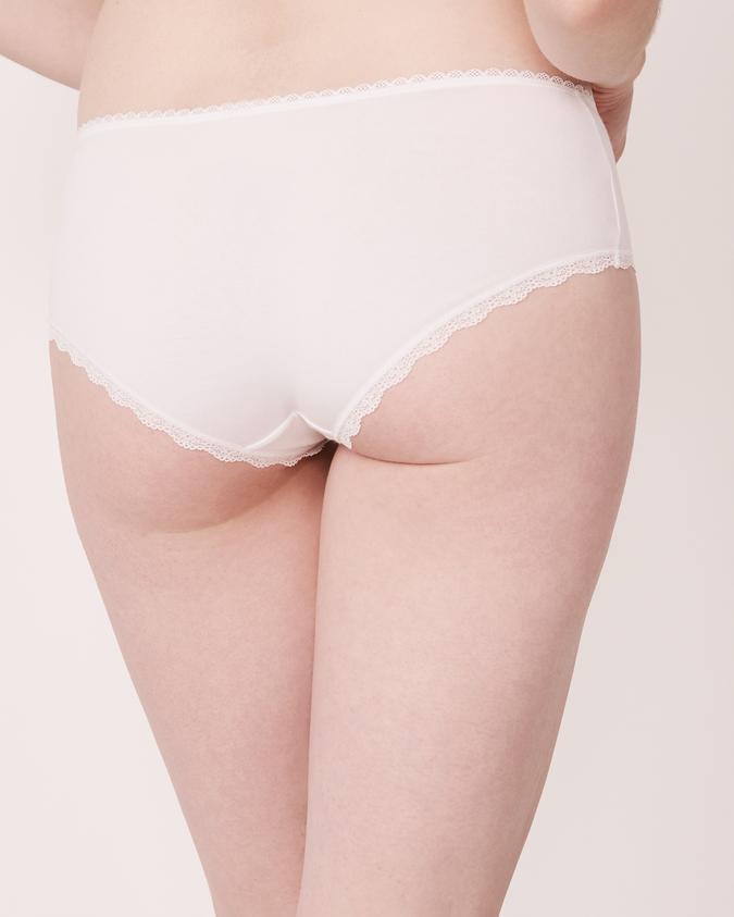 la Vie en Rose Women’s White Cotton and Lace Detail Hiphugger Panty