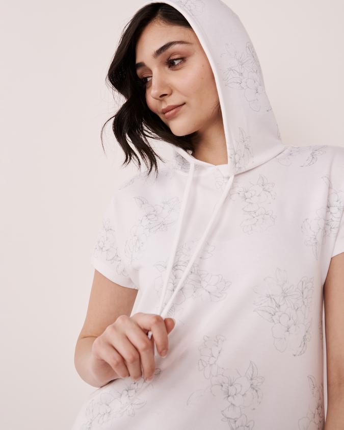 la Vie en Rose Women’s White Hooded T-shirt