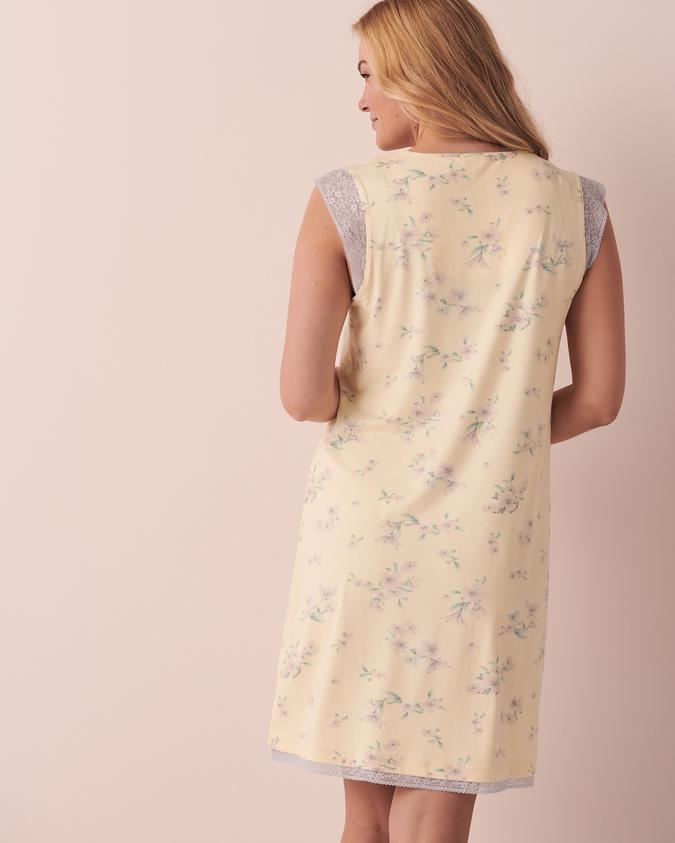 la Vie en Rose Women’s Yellow Super Soft Lace Detail Sleepshirt