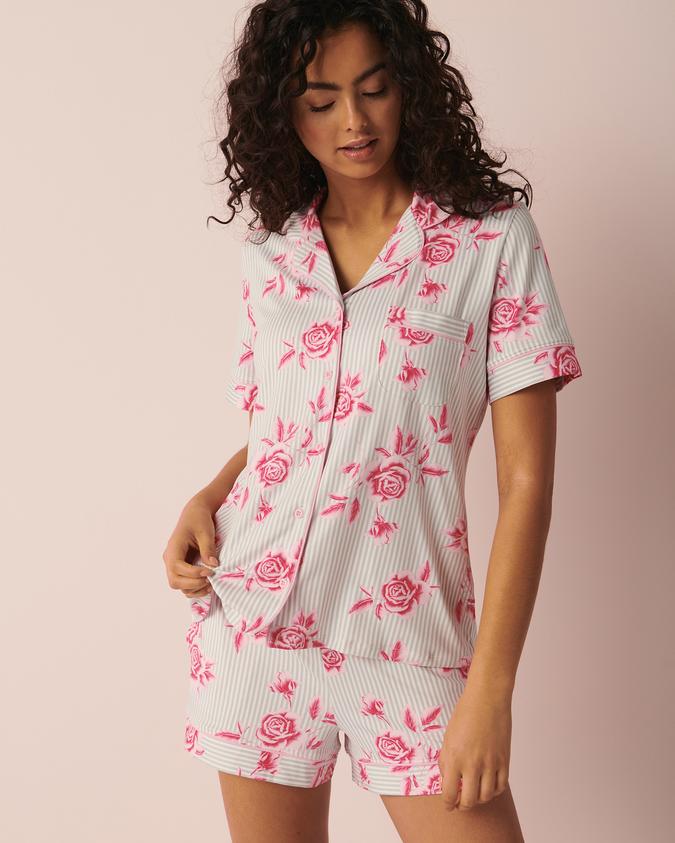la Vie en Rose Women’s Roses Super Soft Short Sleeve Button-down Shirt