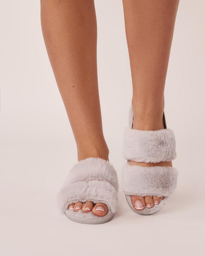 la Vie en Rose Women’s Silver grey Plush Open Slide Slippers