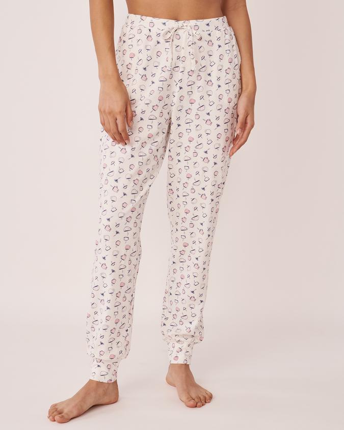 la Vie en Rose Women’s Coffee cups Cotton Fitted Pants